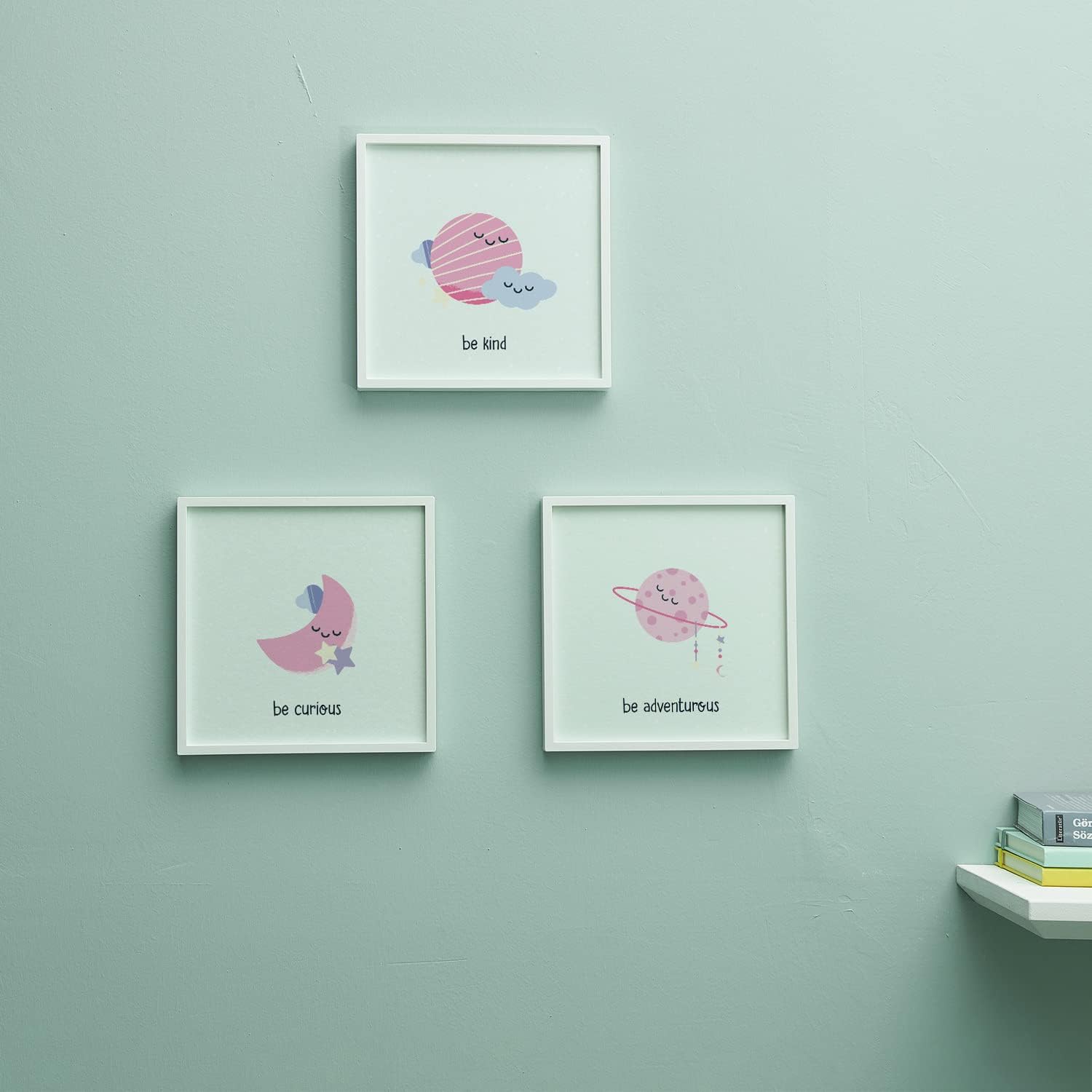 Bebek Odasına Özel Minimal Tasarımlı Çerçeve