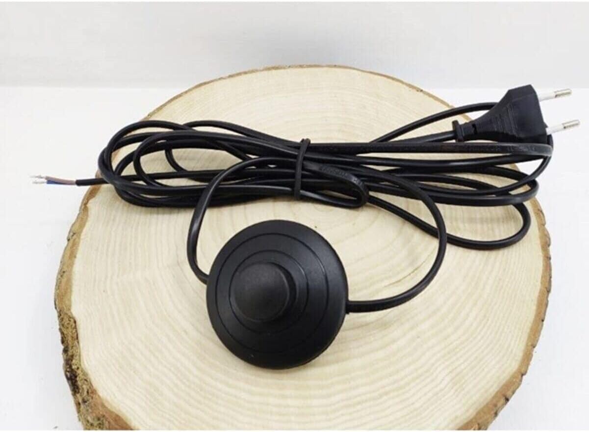 Lambader Siyah Fiş Baskılı Yerpuar Anahtarlı Kablo 3 Metre