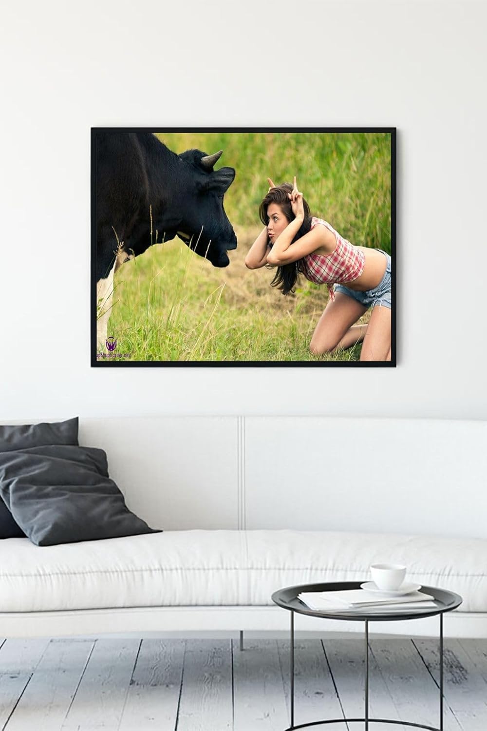 (pster11305) Inek Ve Kız Eğlenceli Mizahi Çerçeveli Tablo (21x30cm)