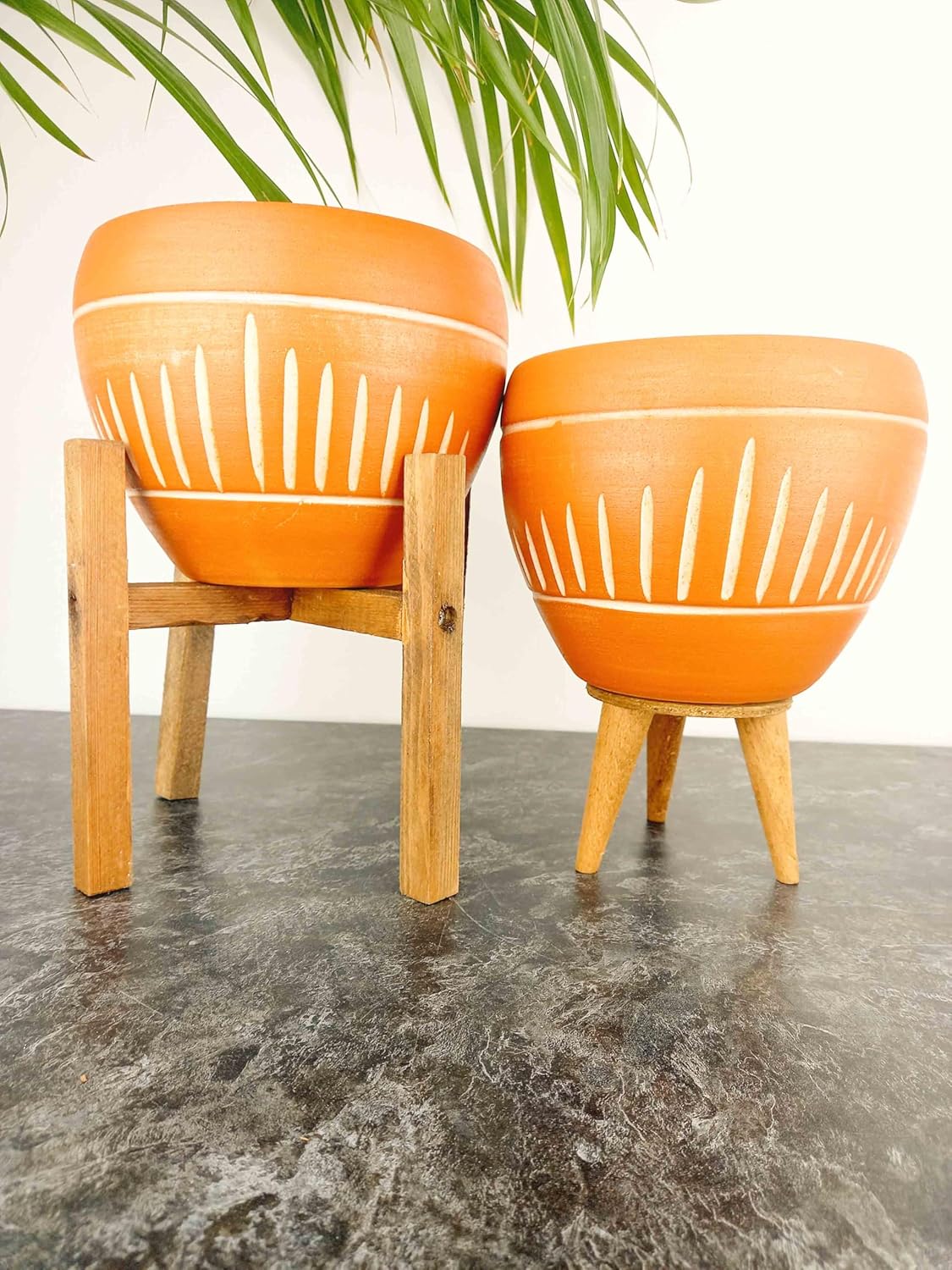 Ev Dekorasyon Dik Çizgi Desenli Terrakota Toprak Saksı Salon Çiçeklik İkili Set 3 Ayaklı- 4 Ayaklı-15 Cm