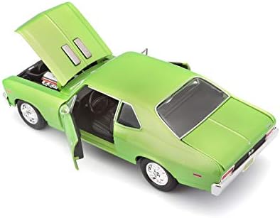 Alternative view of Maisto 1:24 1970 Chevrolet SS