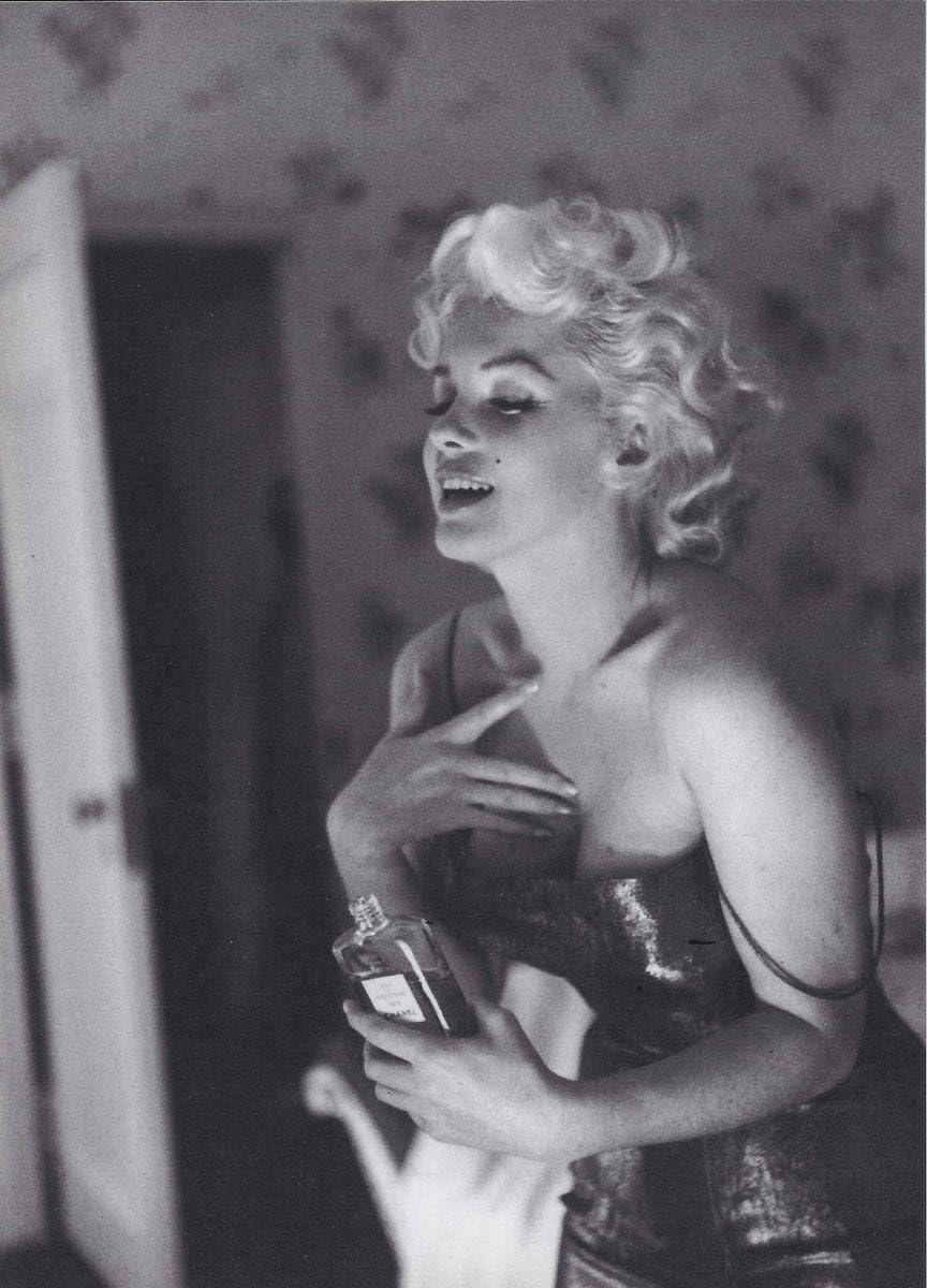 Alternative view of Marilyn Monroe - Chanel #5