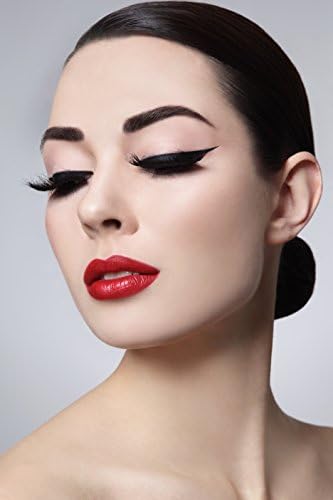 Dipliner - - Kolay Uygulanan Derin Siyah Likit Dipliner Eyeliner