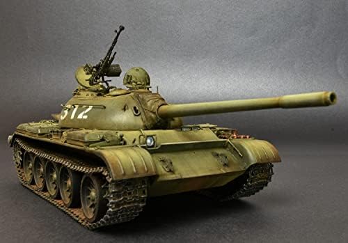 Alternative view of Miniart 37017 Montajlık model T-54 A Soviet orta Tank
