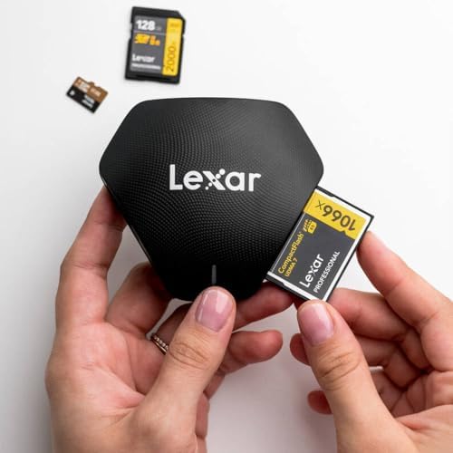 Alternative view of Multi-Card 3-in-1 USB 3.1 Type-C Reader