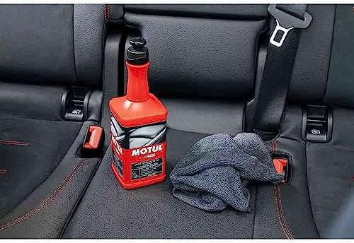 Alternative view of Motul Clean Oto Deri Temizleyici 500 ml