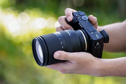 TAMRON APS-C aynasız sistem kameraları için 17-70mm F/2.8 Di III-A VC RXD zoom lens - E-mount için