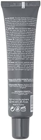 Alternative view of Kapatıcılık,Doğal Parlaklık Sağlayan SPF15 Faktör Nemlendiren BB Krem - BB Cream 20 Light To Medium
