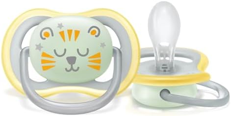 Alternative view of Avent Ultra Air Gece Emzik, 18 Ay+, 2’li Paket, Karanlıkta Parlayan, Ortodontik Silikon, Geniş Hava Delikli, Mikrodalga Sterilize Edilebilir, BPA İçermez, SCF376/01