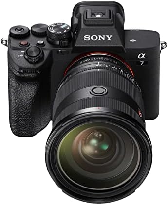Alternative view of FE 24-70mm F2.8 GM II