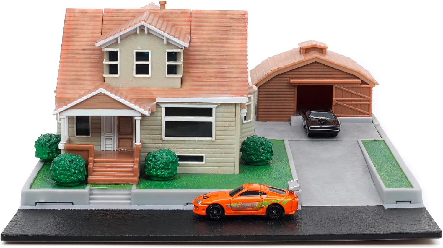Jada Toys Hızlı ve Öfkeli Hollywood Rides Dom Toretto'nun Evini Sergileyen Diorama, İki adet 1,65" Döküm Araba, Çocuklar ve Yetişkinler için Oyuncaklar (33668)