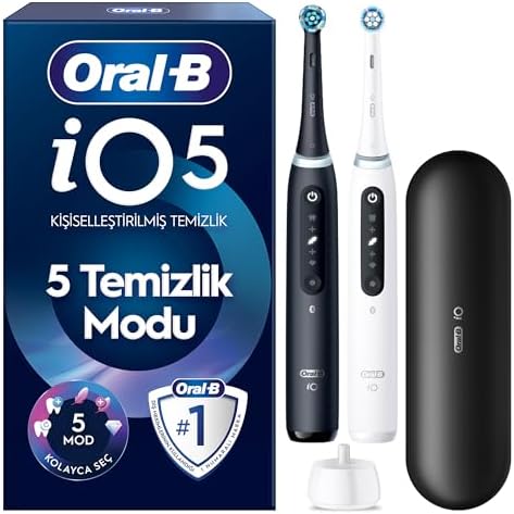 Oral-B iO5 Şarjlı/Elektrikli Diş Fırçası, 2'li Set, Mat Siyah & Beyaz, 2 Fırça Başlığı, Uzun Ömürlü Pil, Premium Seyahat Kabı