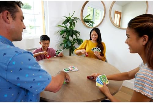 Alternative view of Mattel Games UNO ™ Aileler için eğlenceli oyun gecelerine ilham veren UNO™ kart oyunu HMY99