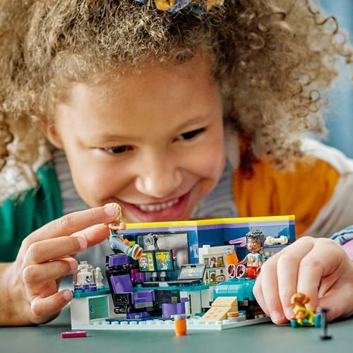 Alternative view of 'nın Odası 41755-6 Yaş ve Üzeri Çocuklar için 2 Mini Bebek (ve Zac) İçeren Yaratıcı Oyuncak Yapım Seti (179 Parça)