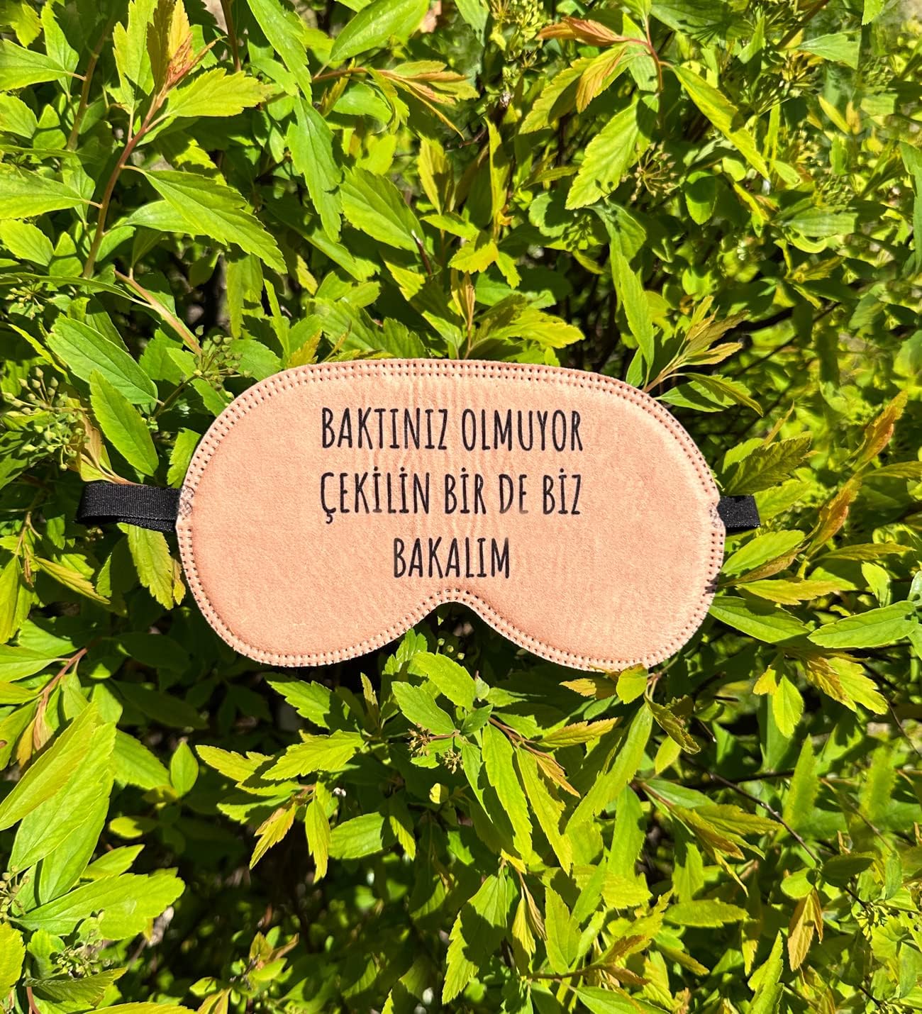 Alternative view of Bakınız Olmuyor Çekilin Bir De Biz Bakalım Tasarımlı Uyku Bandı