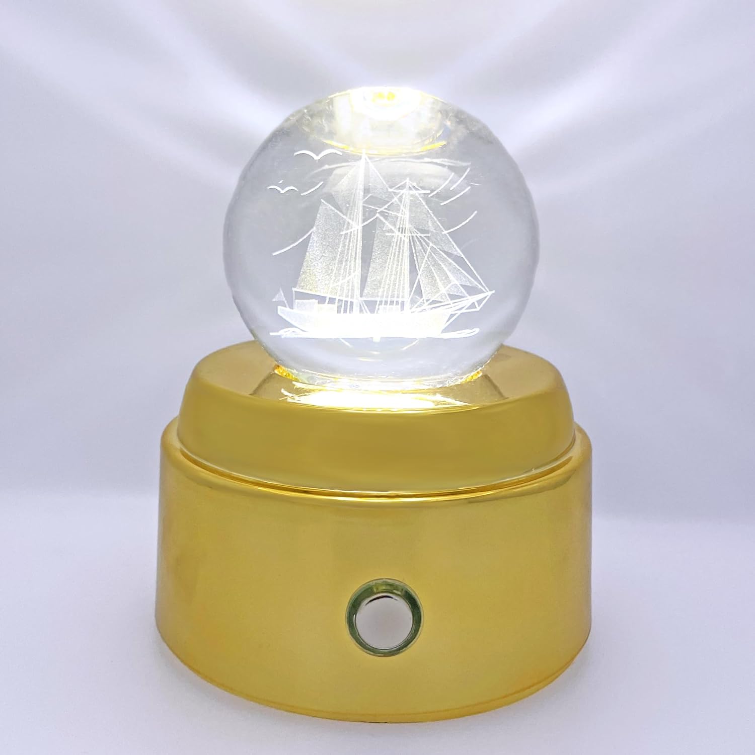 Alternative view of Işıklı Müzikli Dönen 3D Kristal Cam Küre Gemi Model
