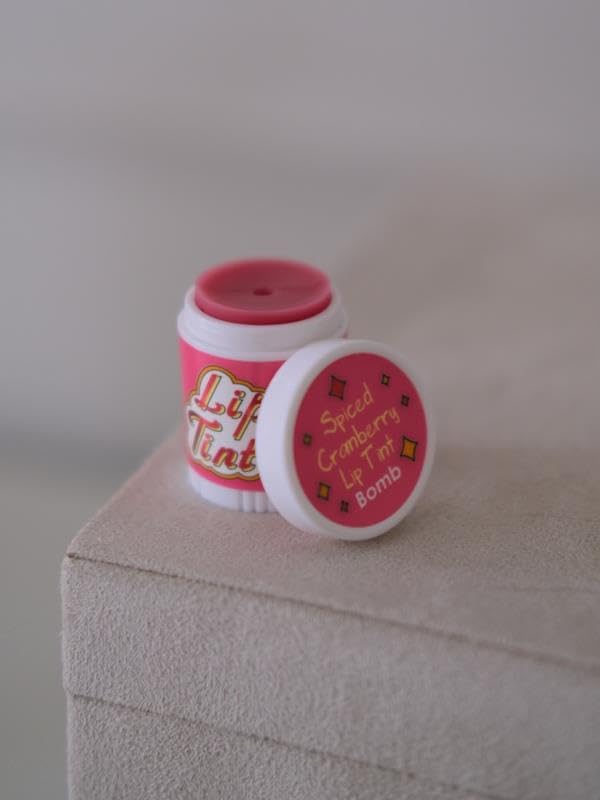 Alternative view of Bomb Cosmetics Spiced Cranberry Dudak Kremi 4,5g