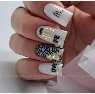 Genel Yazı Desenli Tırnak Tattoo Nail Art