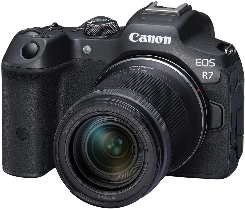 Alternative view of EOS R7 + 18-150mm Lens Aynasız Fotoğraf Makinesi