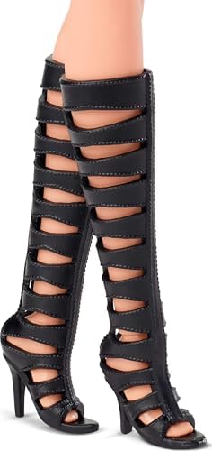 Alternative view of BARBIE BASICS™ İkonik Bebekler - Sarışın Basics koleksiyona uygun bebek, siyah elbisesi ve gladyatör çizmeleriyle sarı saçlı Model 02 JBH71