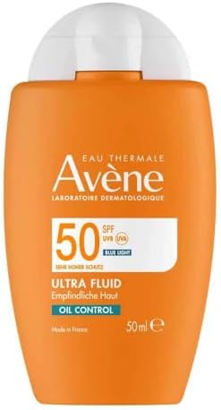 Alternative view of Ultra Fluid Oil Control SPF 50 Yağlı Ciltler için Güneş Kremi 50 ml