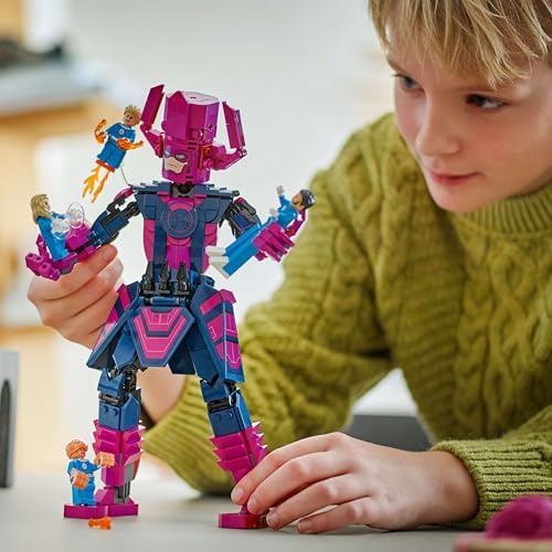 ǀ Fantastik Dörtlü, Galactus Yapım Figürüne Karşı 76316-9 Yaş ve Üzeri Çocuklara Süper Kahraman Minifigürü İçeren Yapım Seti, Doğum Günü Hediyesi Fikri (425 Parça)