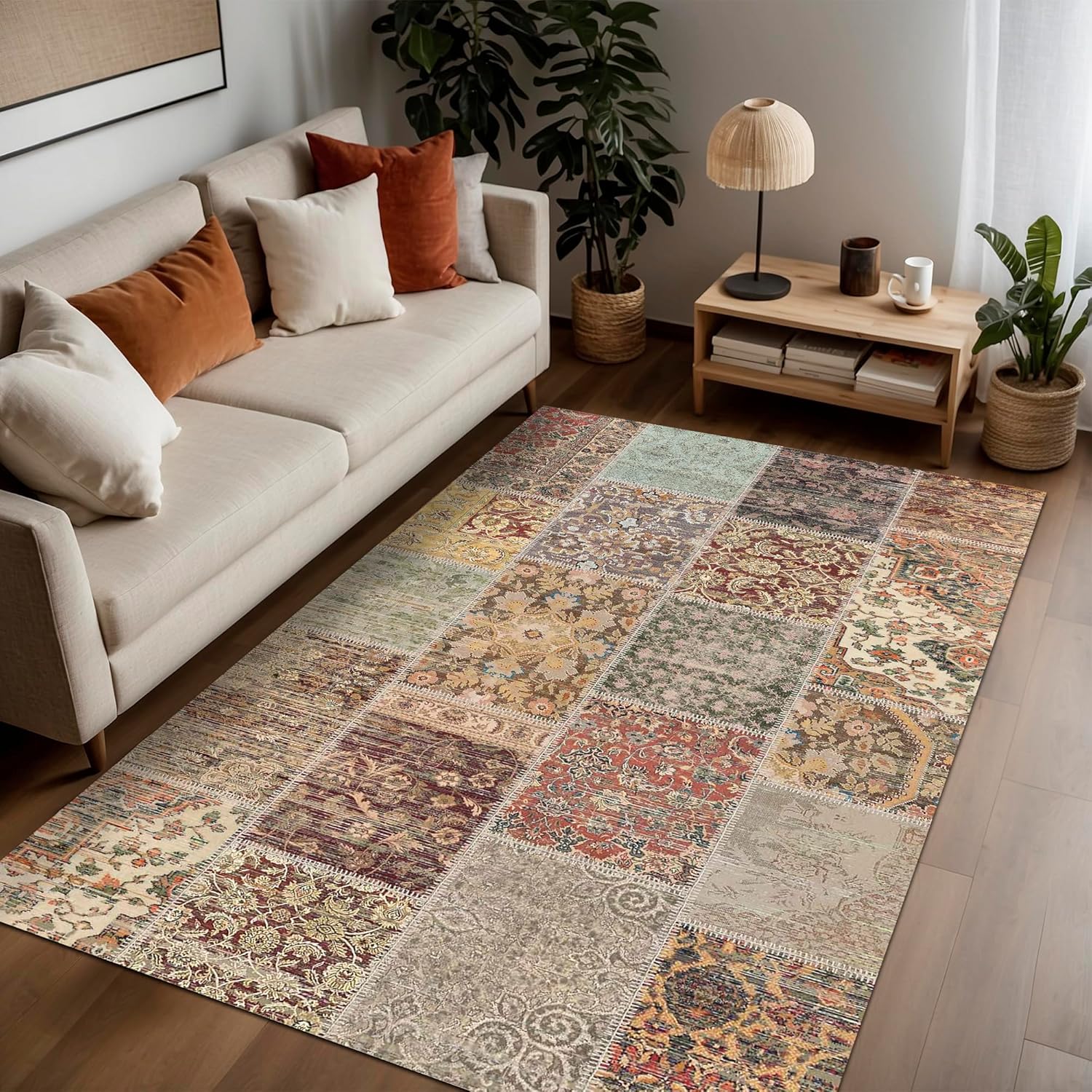 Dizayn Nadine Patchwork Desenli Şönil Pamuk Tabanlı Yıkanabilir Kaymaz Antibakteriyel Salon Halısı 80x150