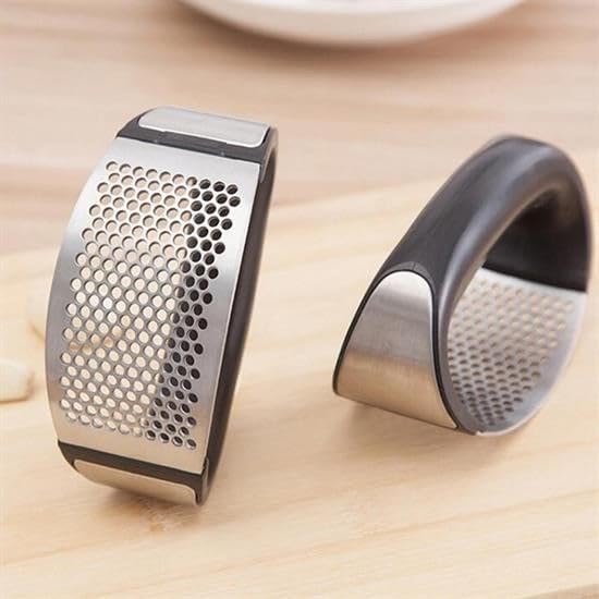 Alternative view of Yeni Sarımsak Ezici Paslanmaz Çelik Garlic Press, Sarımsak Ezme Aleti Aparatı (1 Adet)
