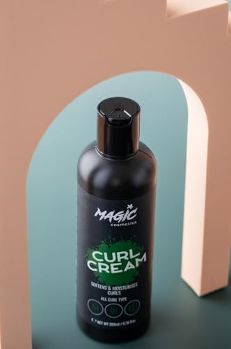 Cosmetics Bukle Belirginleştirici Saç Bakım Kremi 200ml – Nemlendirici Formül – Kabarmayı Önler, Güçlü Tutuş, Parlaklık ve Hacim – Dalgalı ve Kıvırcık Saçlar İçin Şekillendirici Curl Cream