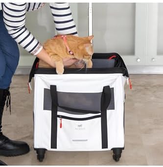 Alternative view of Köpek Taşıyıcı VOYAGER, Kedi Taşıyıcı, Evcil Hayvan Taşıyıcı, Uzatılabilir Sap, Ayarlanabilir Kayışlar, Geniş Açıklık, Çıkarılabilir Tekerlekler, Eko-Deri, Maksimum 15 kg