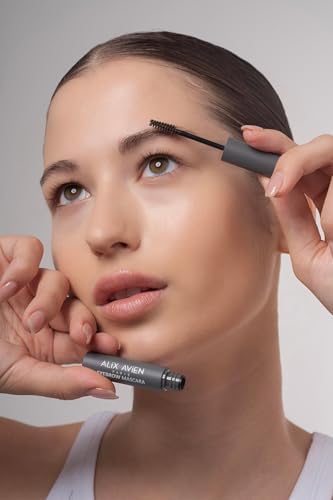Alternative view of Suya Dayanıklı Kalıcı Etki Yoğun Pigmentli Kahverengi Kaş Sabitleyici Maskara - Eyebrow Mascara 802