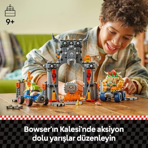 Super Mario: Mario Kart – Bowser Kalesi 72039 – 9 Yaş ve Üzeri Çocuklar İçin Bowser Temalı Yaratıcı Oyuncak Yapım Seti, Genişletilebilir Oyun Deneyimi ve Eğlenceli Hediye Fikri (1068 Parça)