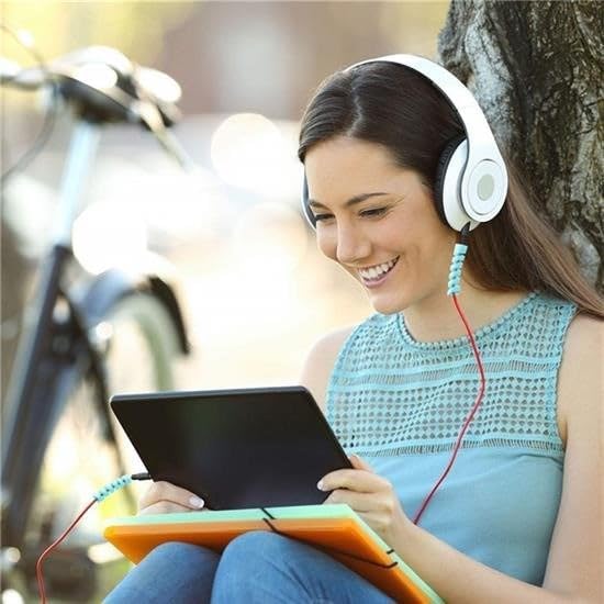 Alternative view of 8li Telefon Tablet Şarj Kablosu Koruyucu Silikon Spiral Yay Aparat, Kırılmaya Bükülmeye Karşı 8 Adet Kablo Ucu Koruyucu
