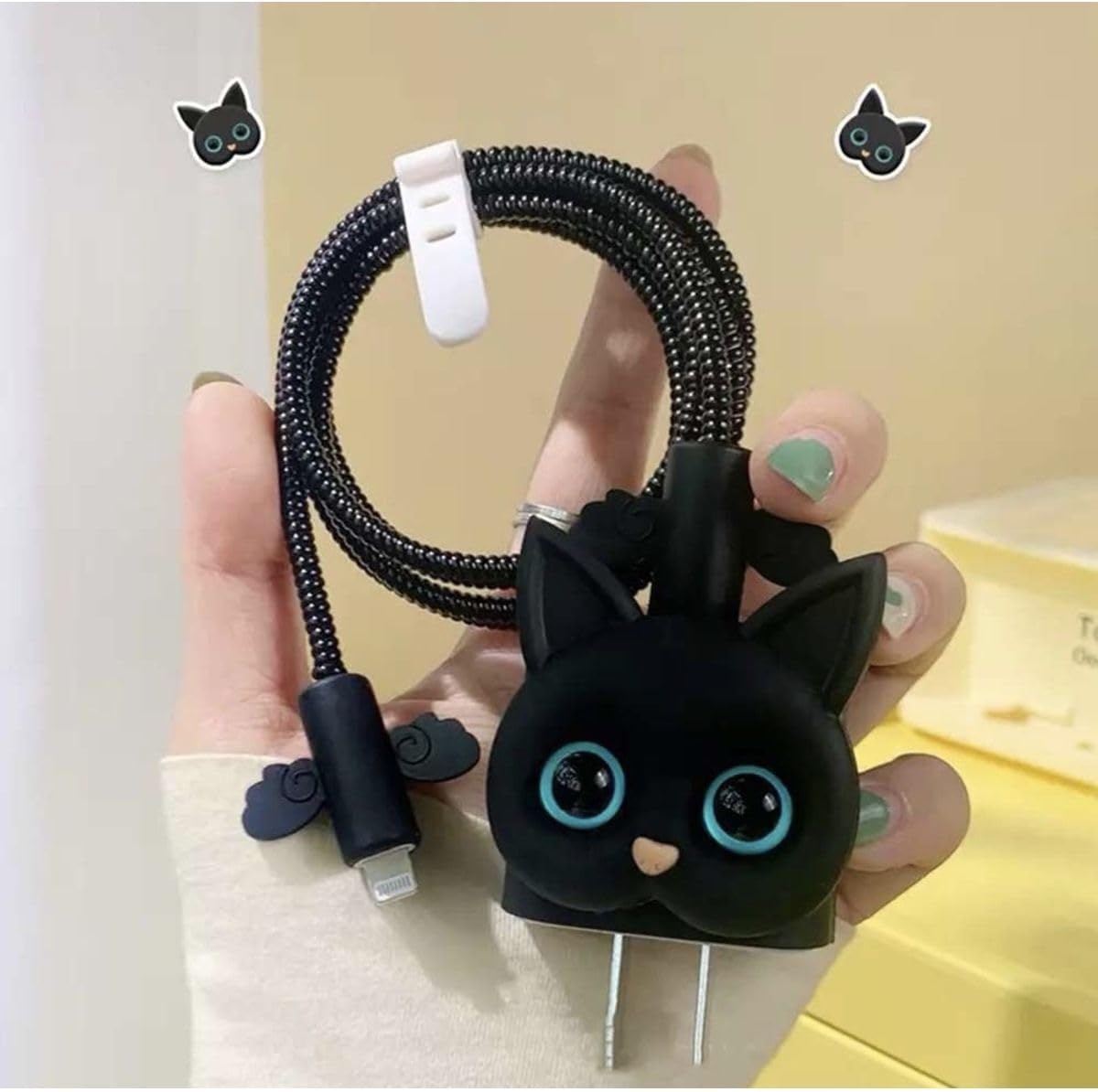 18W/20W Şarj Başlığı İle Uyumlu 3D Animasyon Şarj Başlığı ve Kablo Koruyucu Set, Siyah Kedi