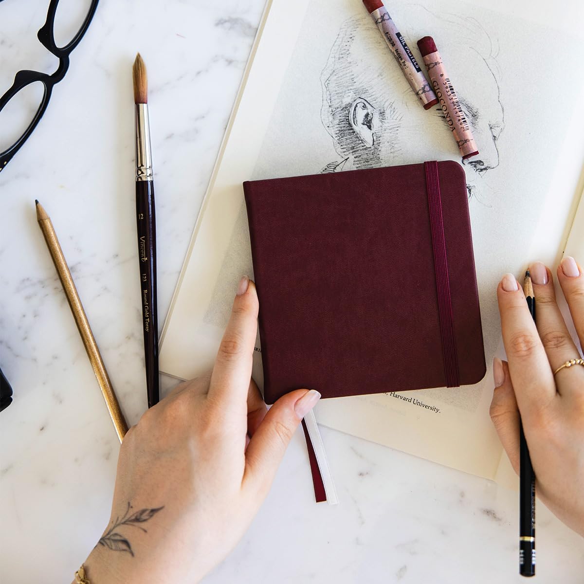 12x12 cm Sert Kapak 80 Yaprak 140 gr. Eskiz Defteri - Book - Bordo