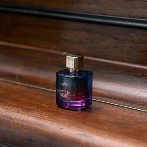 Mad New York Night Extrait de Parfum 100 ml Kadın Parfüm – Müge Çiçeği, Vanilya, Sandal Ağacı ile Tatlı, Oryantal ve Kalıcı