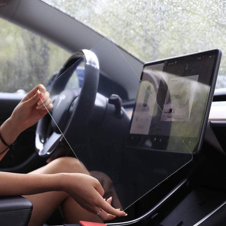 Model 3 (2024/2025/2026) ve Model Y (2024/2025), Model Y Standard 2026 15.4" Multimedya Dokunmatik Ekran Koruyucu Temperli Cam – Kenarlarda Güvenli Boşluk Tasarımı, 99% HD Şeffaflık