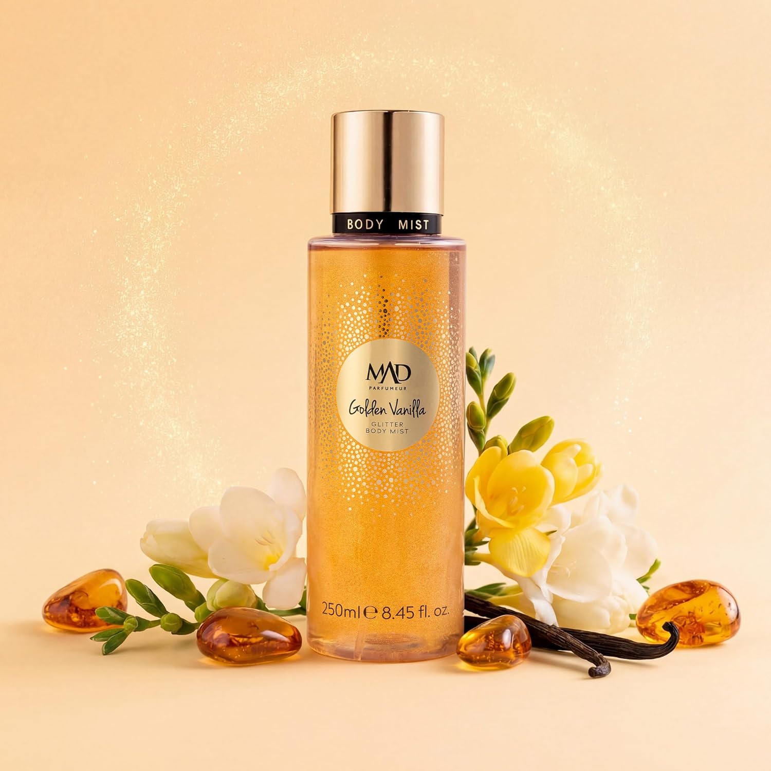 Mad Body Mist 250 ml – Vanilya, ve Hindistan Cevizi ile, Işıltılı ve Ferah Kadın Vücut Spreyi