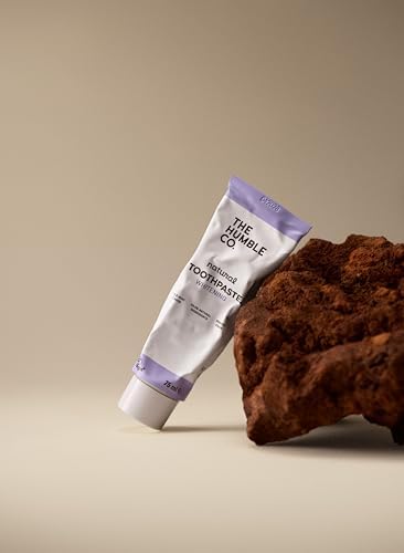 Alternative view of The Humble Co. - Toothpaste Adult Whitening 75 ML Beyazlatıcı Etkili Doğal Diş Macunu 75 ML (Yetişkin), Doğal içerikli, nazik beyazlatıcı diş macunu ile daha parlak bir gülümseme