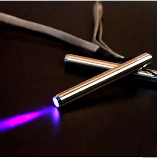UV Mini Kalem Fener | 365-395nm Ultraviyole Işık | Lümen LED UV Fener | Alüminyum Gövde, Pilli, Gümüş | 10.1x1.3cm, 100-200m Mesafe