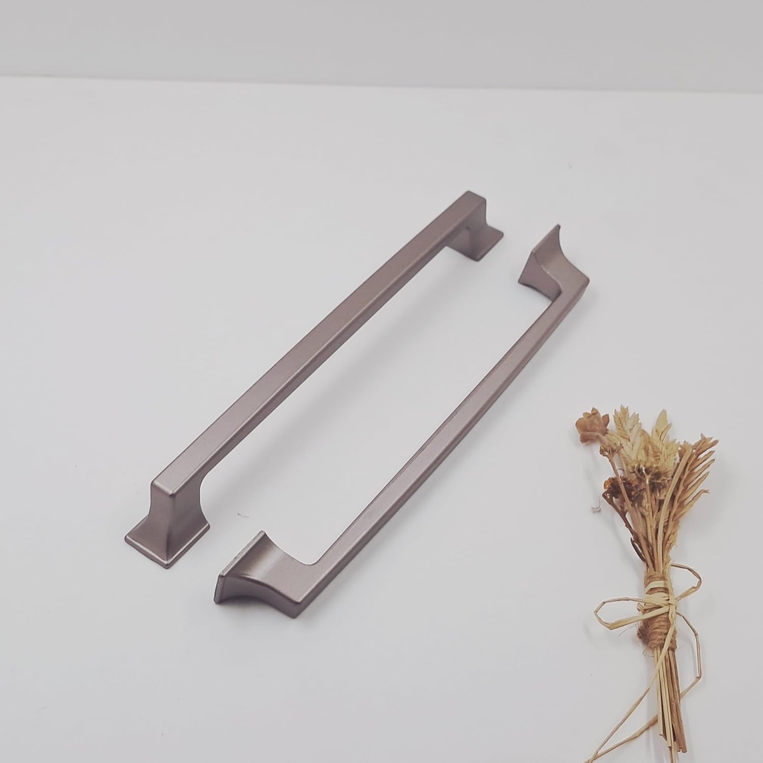 Kürdevan 160mm Modern Şık Metalik Bronz Mutfak Banyo Dolap Çekmece Kulpu