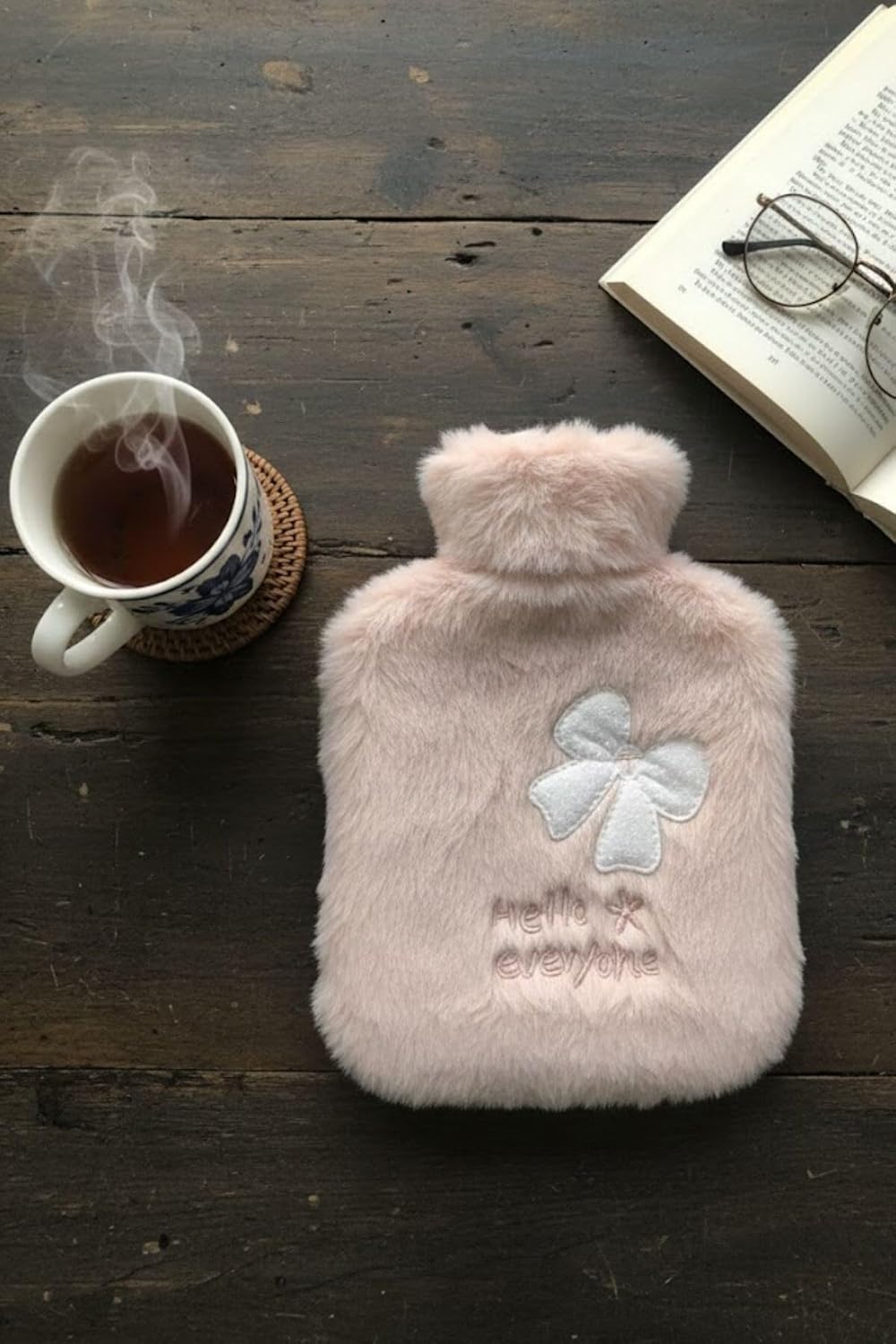 Alternative view of BUFFER Hello Everyone Yazılı Pembe Peluş Su Torbası, 1 Lt, Yumuşak Kılıf, Uzun Süre Tutan Termal
