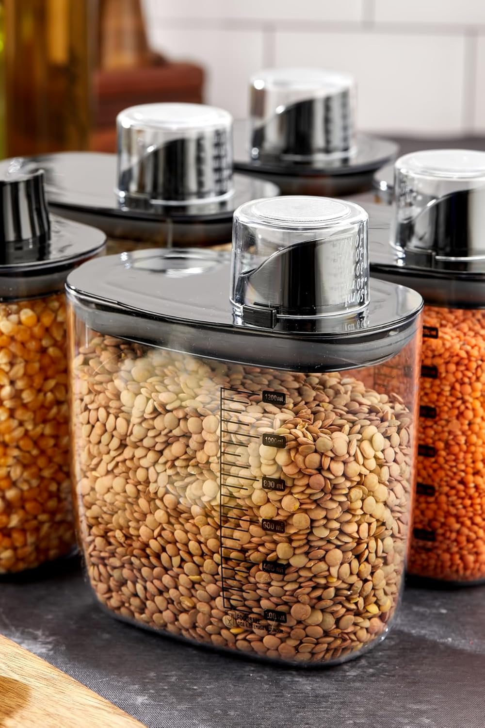 1 Adet Siyah Kapaklı Vakumlu Erzak Saklama Kabı, Sızdırmaz Ölçekli Deterjan ve Kuru Bakliyat Kabı, 1300 ml, Çok Amaçlı Mutfak Düzenleyici (1, SİYAH KAPAKLI, 1300 ML)