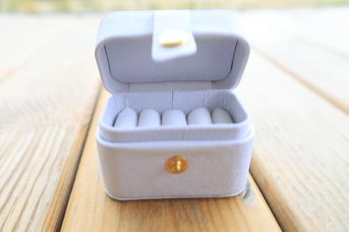 Mini Takı Kutusu Organizer – Çıtçıtlı, Yüzük Küpe Saklama Kutusu, Kompakt Mücevher Kutusu, Seyahat Tipi (Farklı Renkler) (Beyaz)