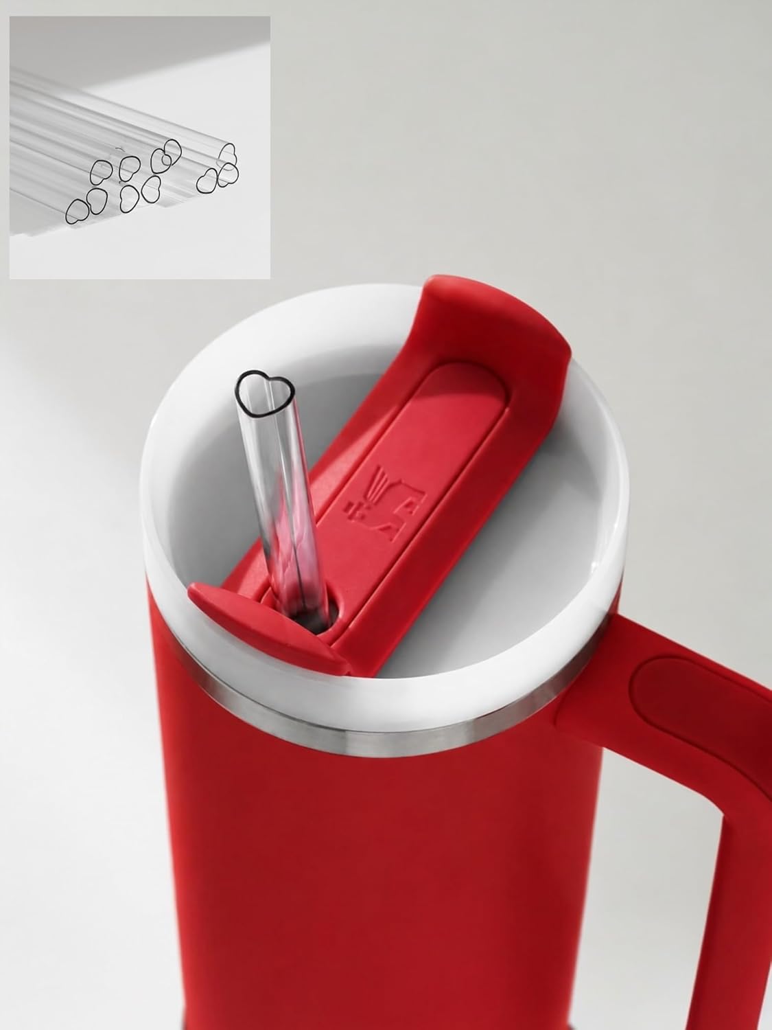 30 Cm Uyumlu Kalp Şekilli Tritan Malzeme Yedek Pipet Seti (4 pipet ve 1 Fırça) 30 oz ve 40 oz Bardaklar ile Uyumlu, Ekstra Uzun, Şeffaf