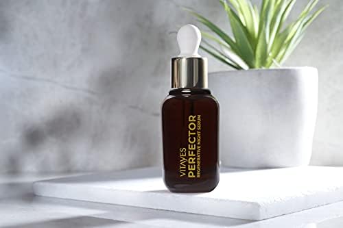 Vitayes Herbaglow NRG ve hiyalüronik asit içeren gece serumu, yüz bakımı için yenileyici etki 30 ml