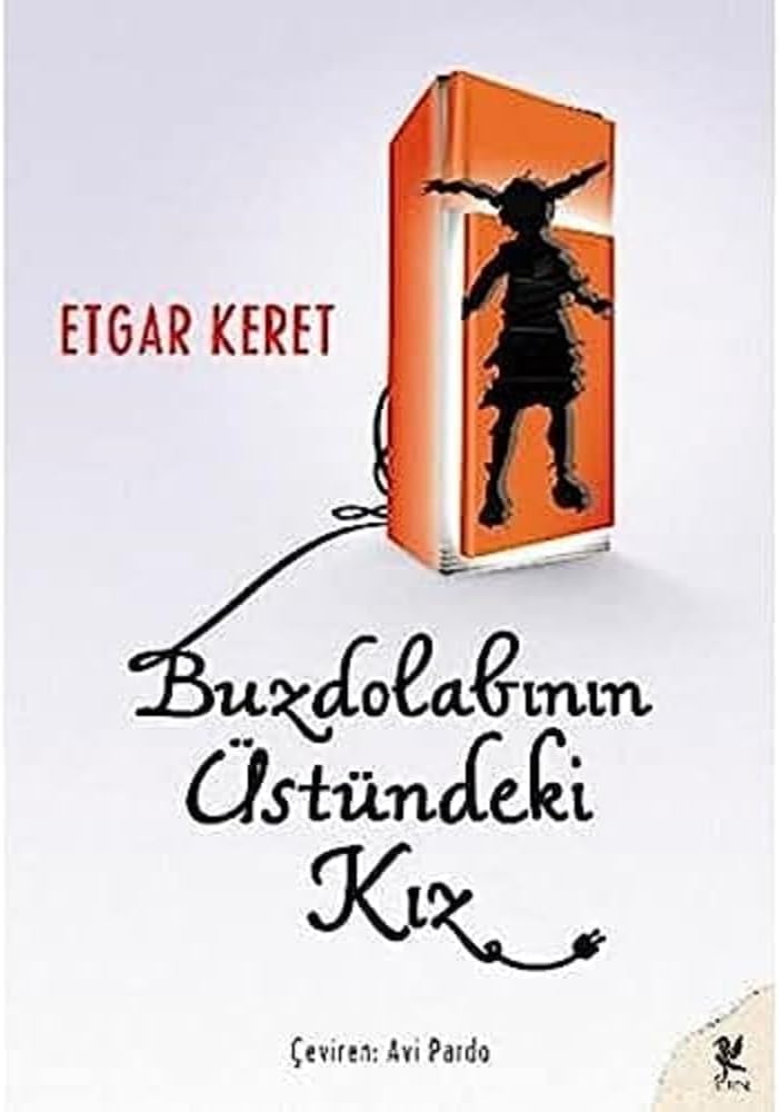 BUZDOLABININ ÜSTÜNDEKİ KIZ