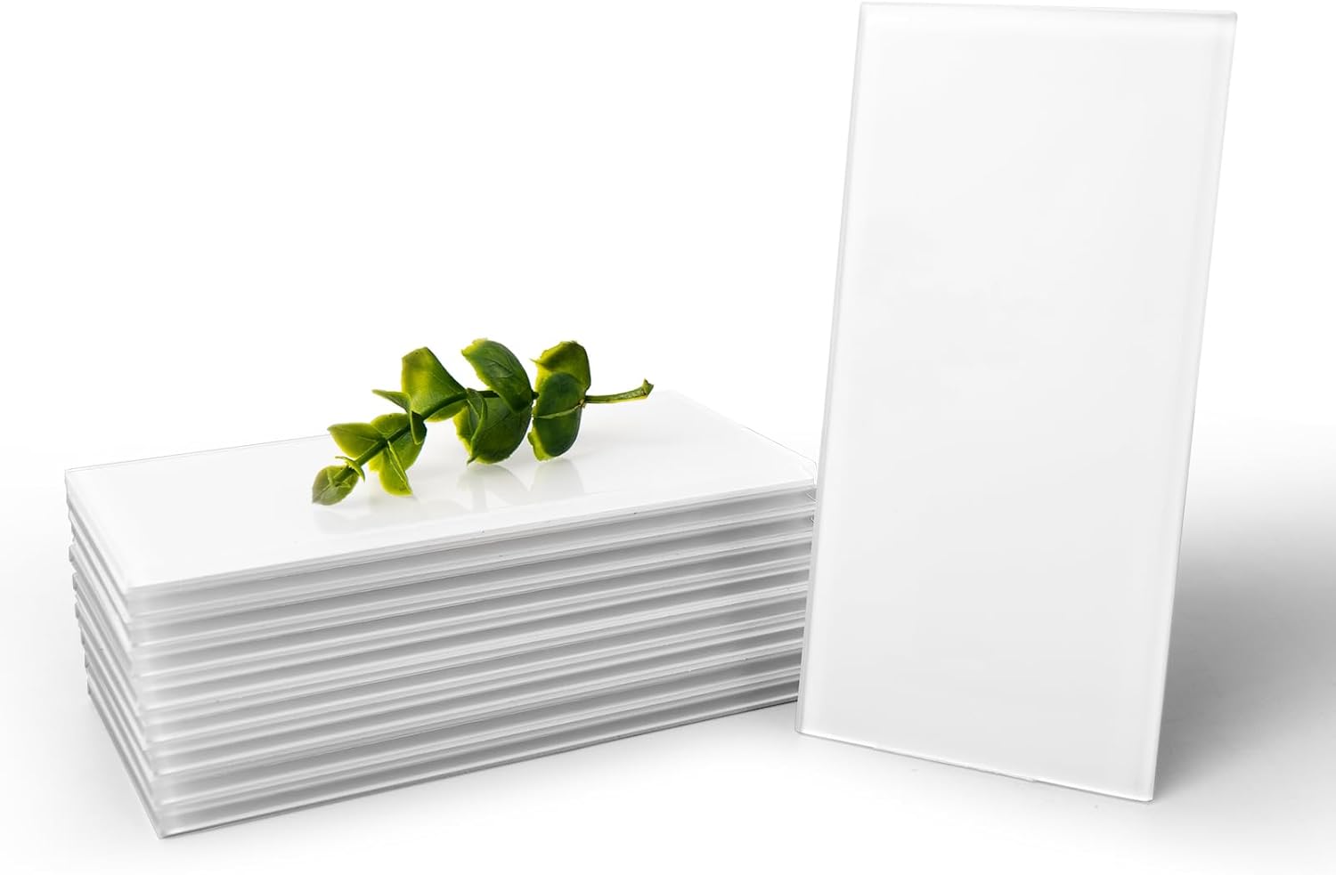 Alternative view of Art3d Mutfak veya Banyo için 32 Parça Soy ve Yapıştır Tezgah Üstü Cam Karo, 7,62 cm x 15,24 cm Metro Beyaz Arka Sıçrama Fayansları
