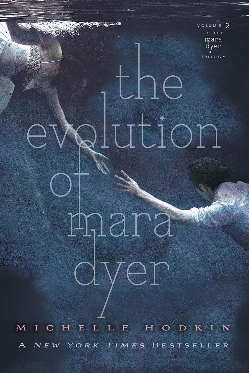 Alternative view of The Evolution of Mara Dyer (Volume 2)