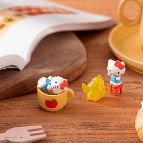 Hello Kitty, 1 Figür 4,5 cm ve Aksesuar Bir Şeffaf Kutuda, Big Apple Workshop Serisi, Rastgele Model, 3 Yaşından Büyük Çocuklar için, HKT39